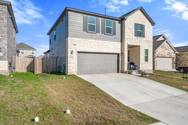 218 Summit Dr
