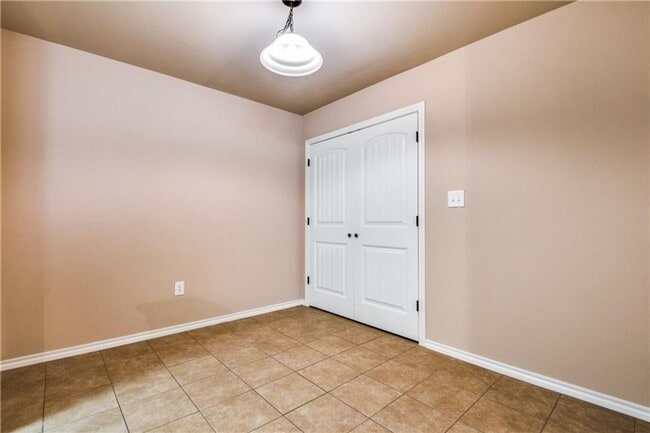 Photo - Beautiful 3 Bedroom 2 Bathroom Duplex in Krum!