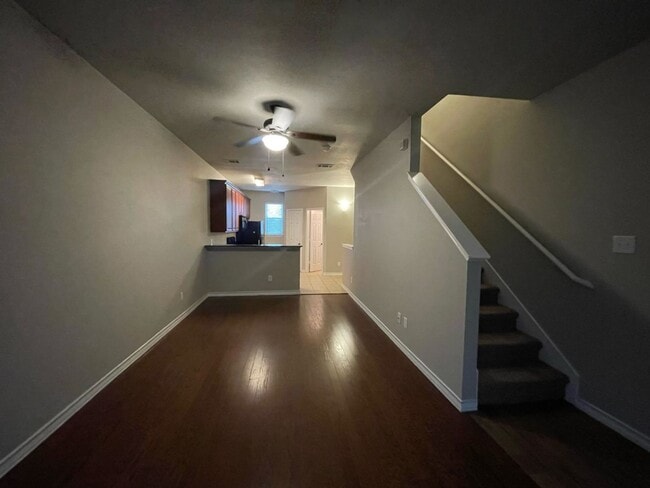 Photo - 910 E Glenn Crossett St