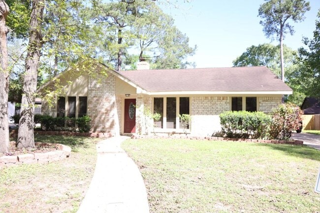 Building Photo - 2215 Silver Falls Dr