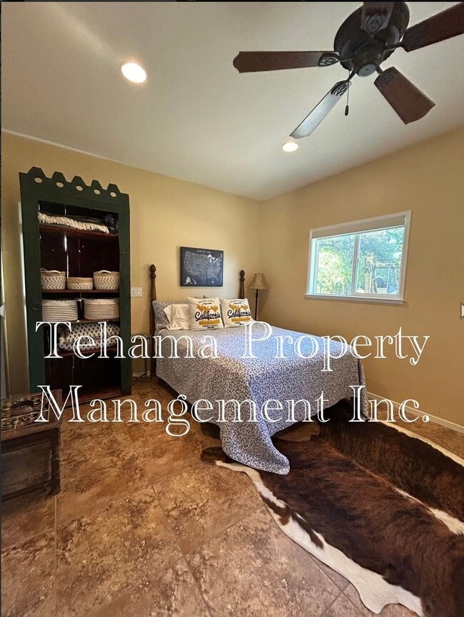 Photo - Splendid Furnished Estate- Studio Cottage