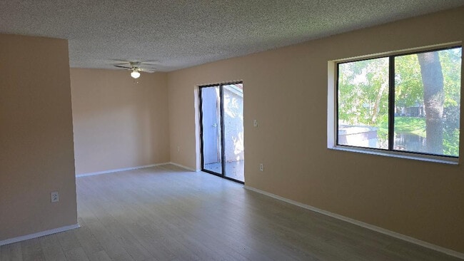 Photo - 3242 Coral Lake Ln Unidad 3242