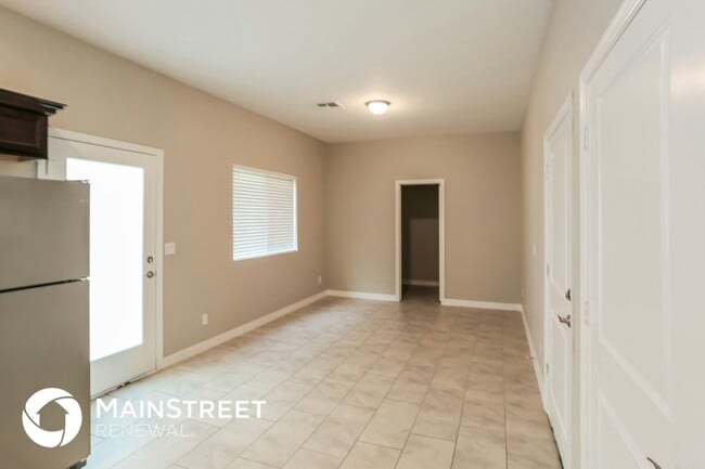 Photo - 2000 N 36th St