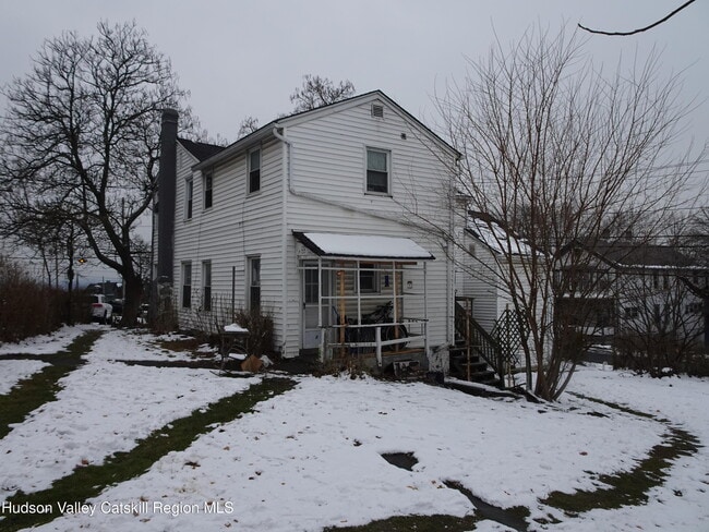 Photo - 921-923-923 Columbia St