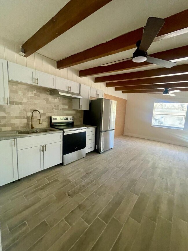 Photo - 1216 E 138th Ave