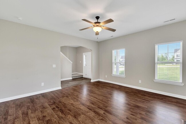 Photo - 3 Bedroom with BONUS in Swansboro HS District!