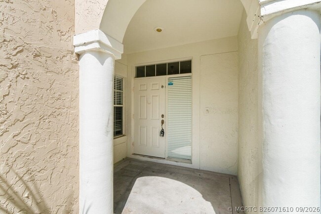 5423 Grand Park Pl