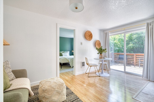 3511 S Corbett Ave Unit SI ID1611867P
