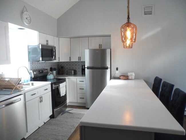 Photo - 9400 Ventnor Ave