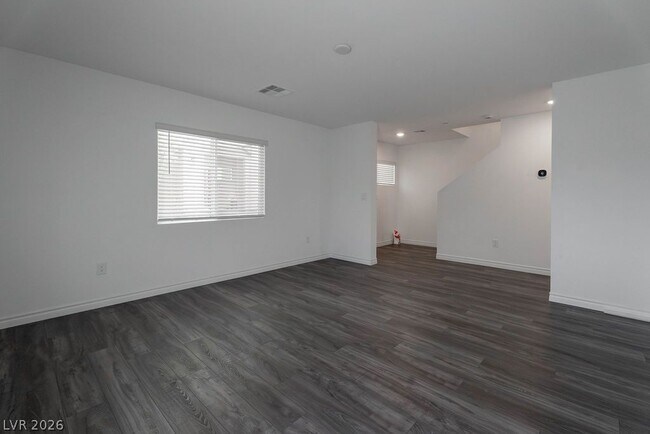 3541 Reserve Ct