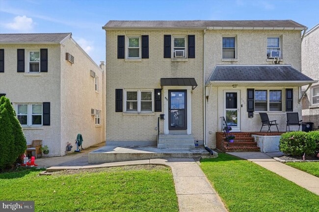 Photo - 407 E 12th Ave