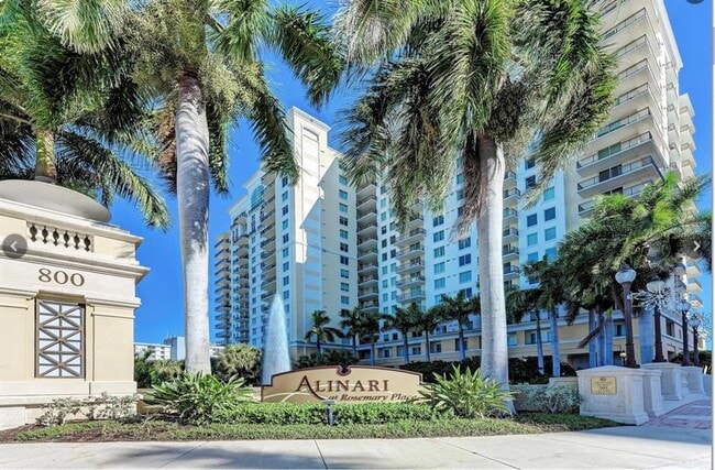 Building Photo - 800 N Tamiami Trl Unit 205