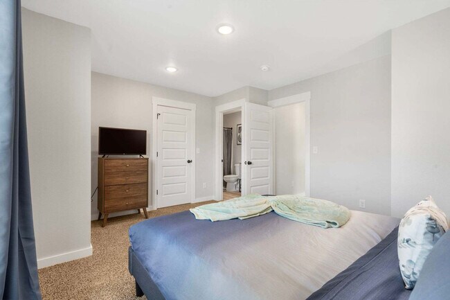 1060 Indiana Ave Unit SI ID1621847P