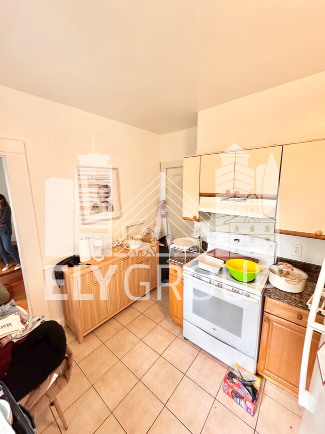 Photo - 36 Hayes St