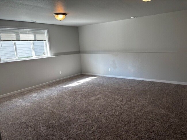 Photo - 4 Bed 2 Bath Single Family Home