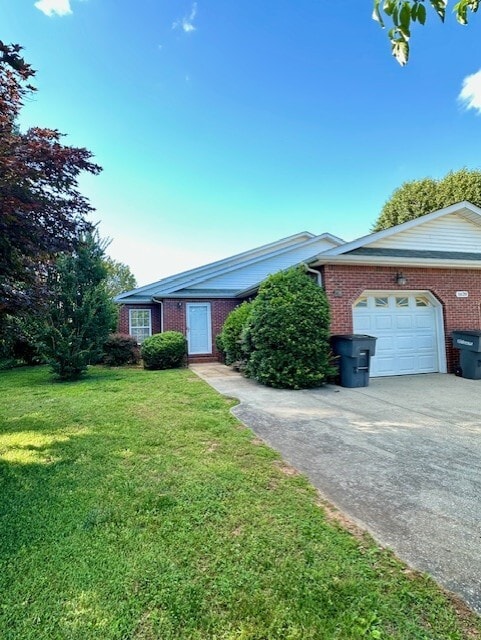 Building Photo - 1620 Ridgecrest Dr Rental
