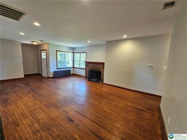 Photo - 6123 3rd Ave