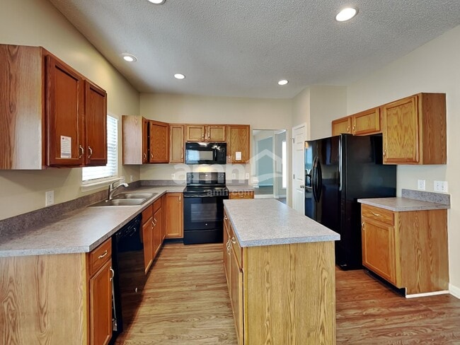 Photo - 2888 Shadow Brook Ct NW