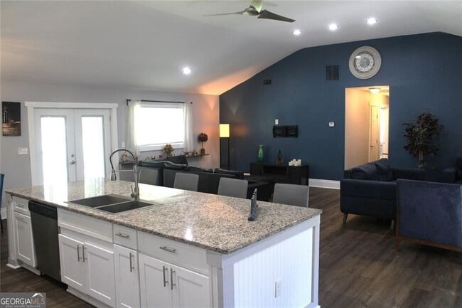 Photo - 4495 Kent Rd