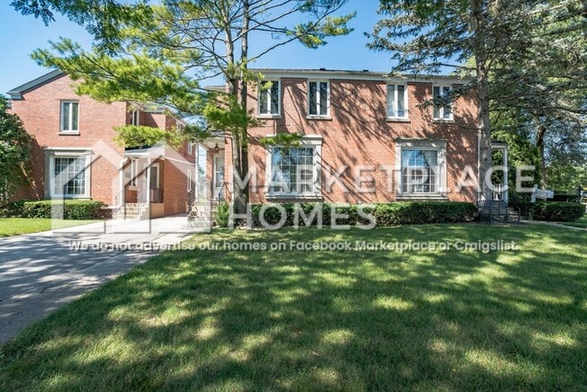 Photo - 706 Broadview Ave Townhome