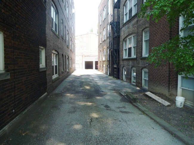 Photo - Euclid Heights Blvd Apartments