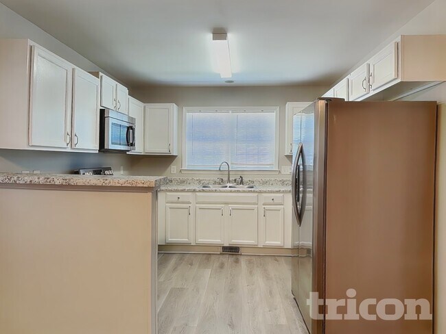 Photo - 2451 Jimmy Carter Way