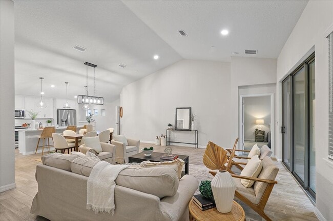 347 Orchard Pass Ave Unit 347 Orchard Pass
