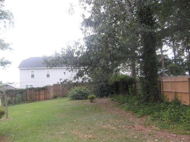 Photo - Village Hills