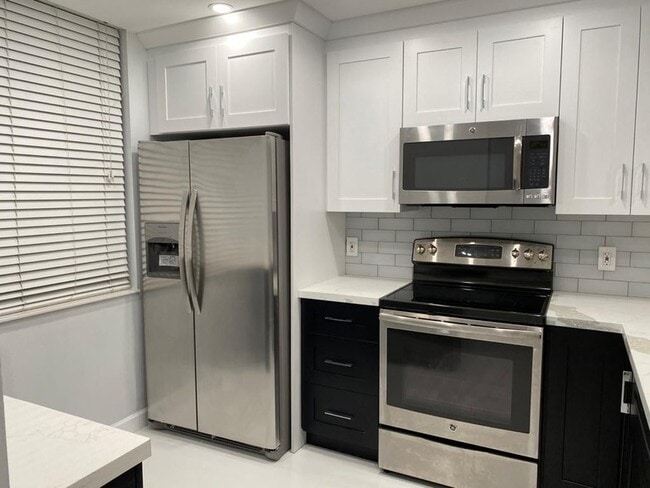 Photo - 1520 Whitehall Dr Unidad 202