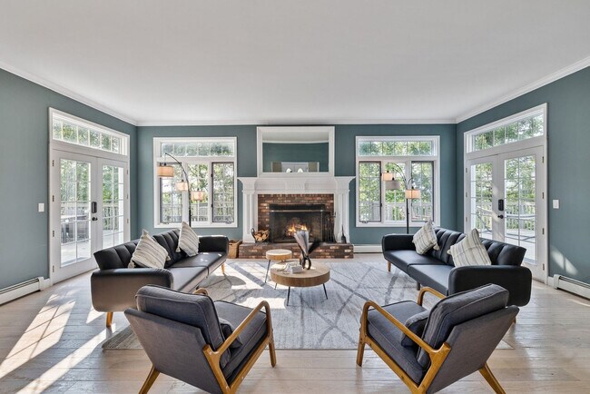 Photo - 321 Museum Village Rd Unit ID1466758P