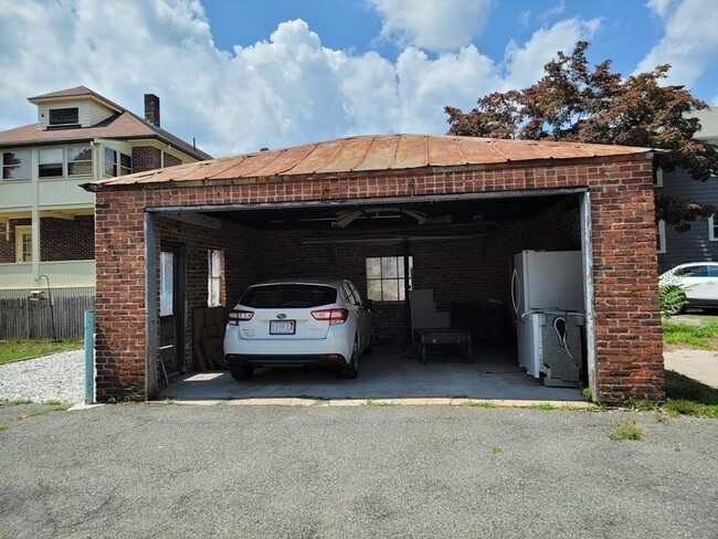 Photo - 29 Noble St Unit 2