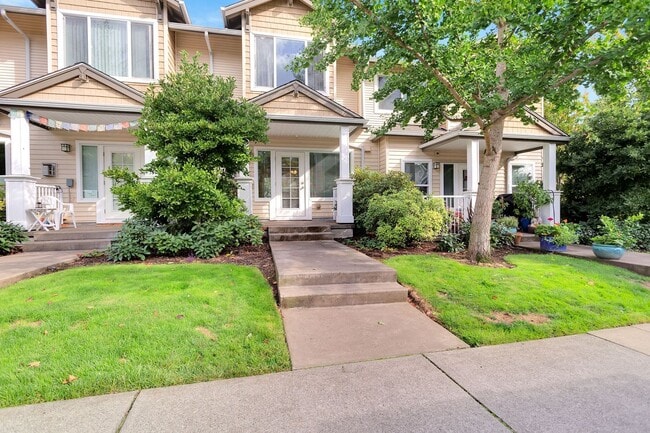 Photo - 2 Bed/3 Bath Beautiful Beaverton Townhome!