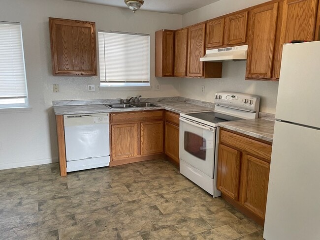 Photo - 716 30th Ave Ct Unit 1