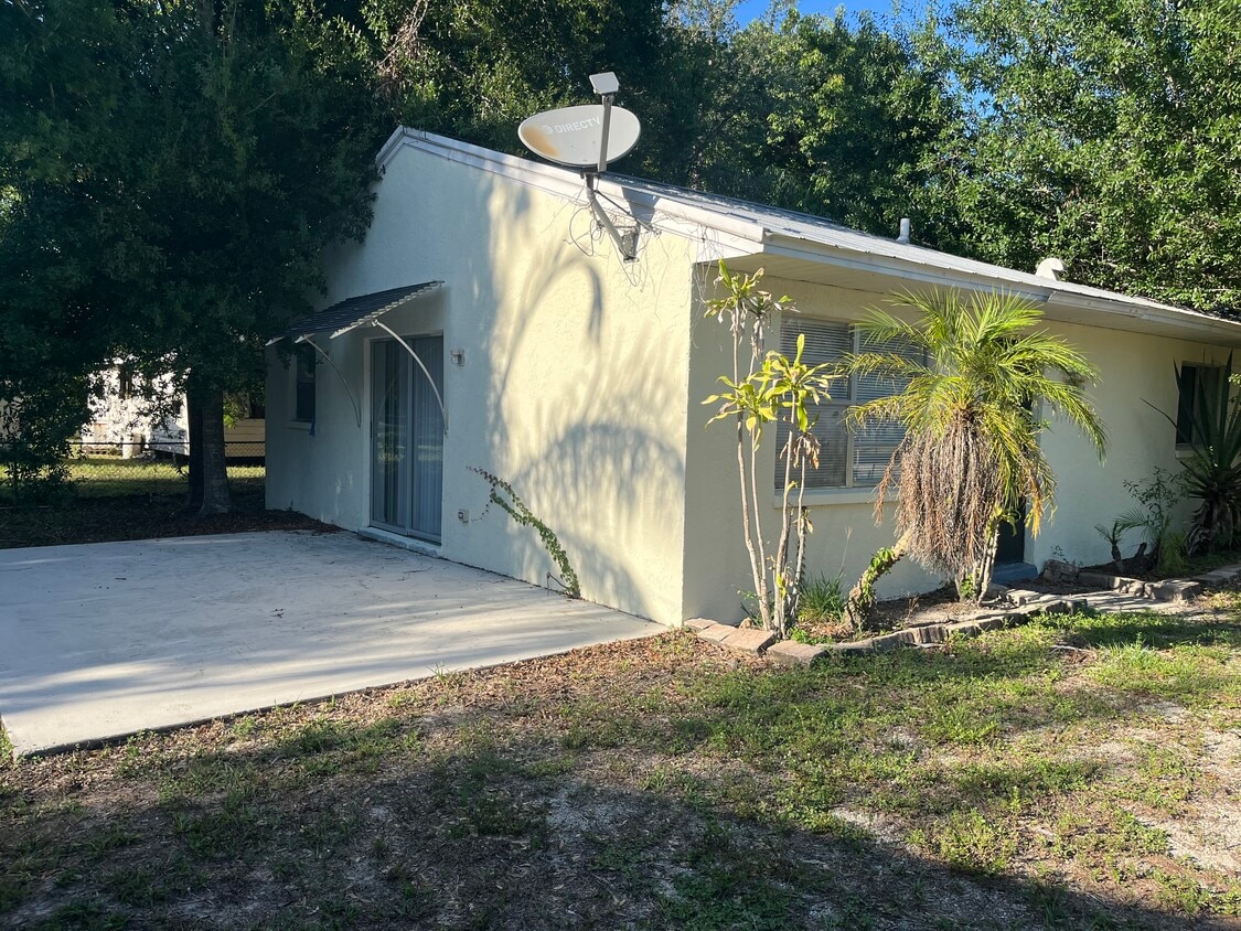 Photo - 2841 N 2nd St (North Fort Myers, FL)