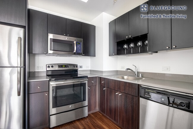 Photo - 400 Clementina St Unidad FL7-ID332