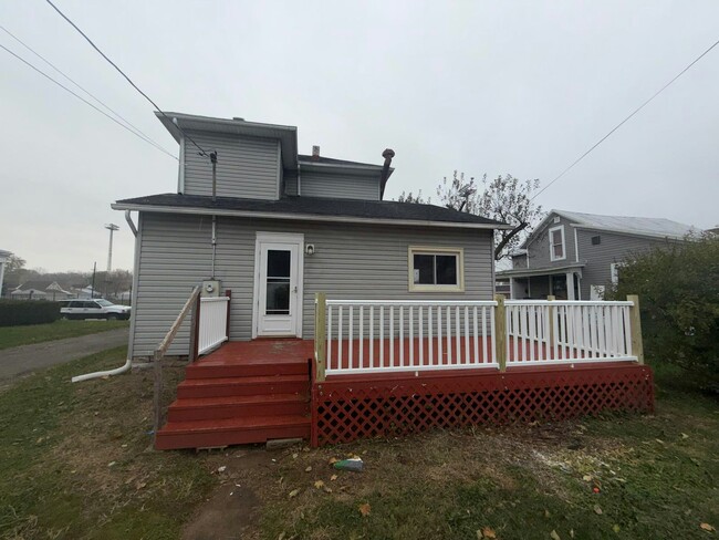 Photo - 418 E Ash St