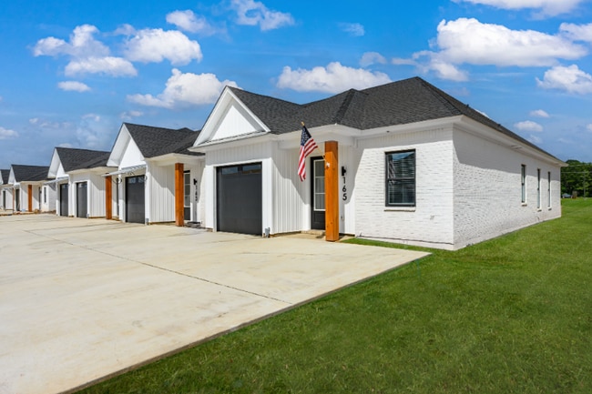 Photo - 223 Indigo Ln