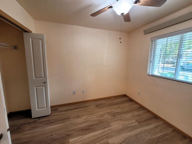 Photo - 410 Holland Ave