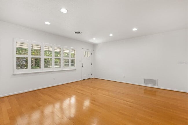 Photo - 1711 Chestnut Ave