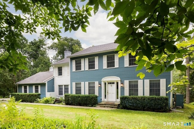 32 Burton Rd