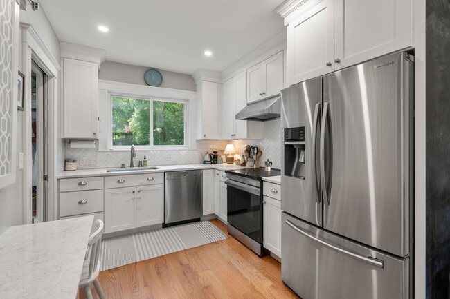 Photo - 94 Appleton St Unit 94