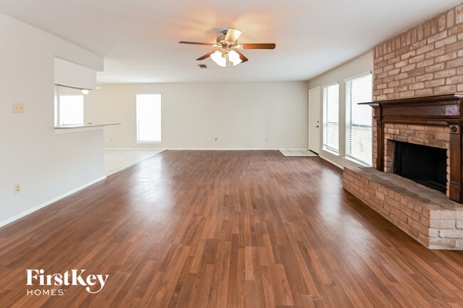 Photo - 3727 Windy Haven Dr