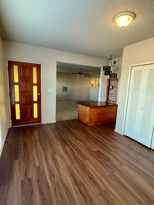 Photo - Beautiful Country Home! With Bonus Office/Den Room