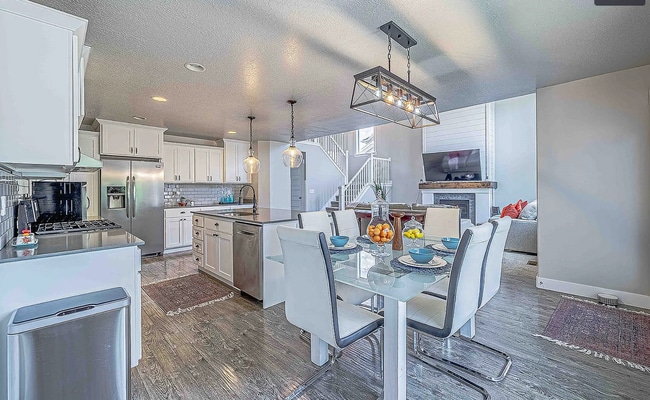 Photo - 831 S Cottage Side Ln