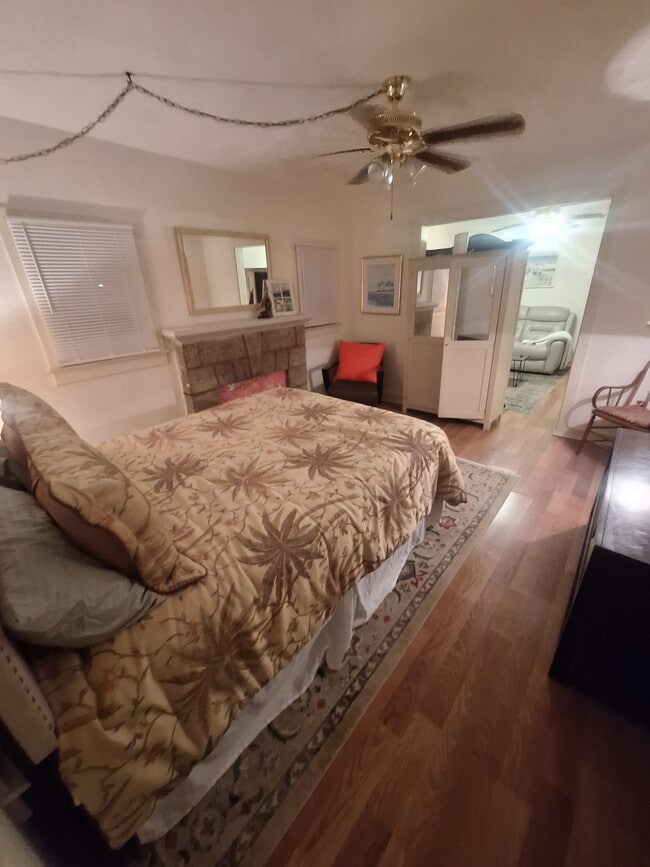 Photo - 505 54th St Unit Apt 1