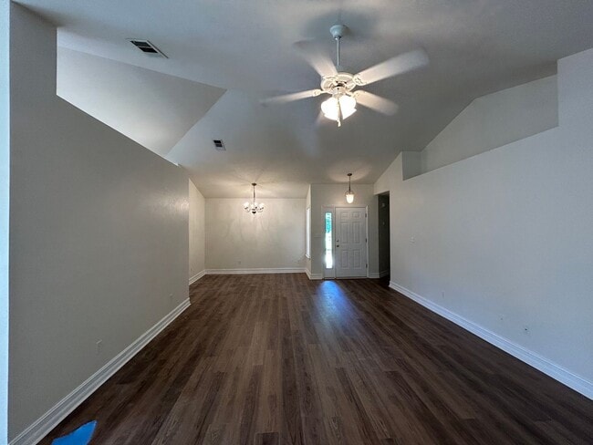 Photo - 2031 Sunny Dale Dr