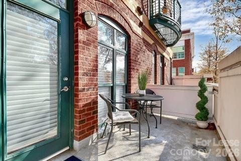 Photo - 115 E Park Ave