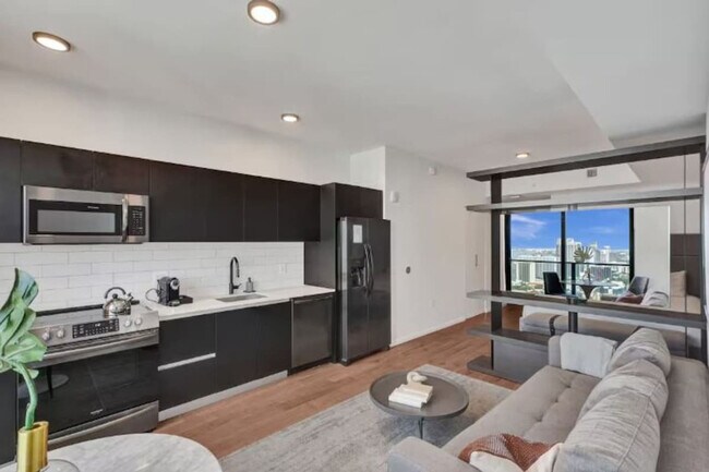 Photo - 398 NE 5th St Unidad SI FL47-ID1504108P