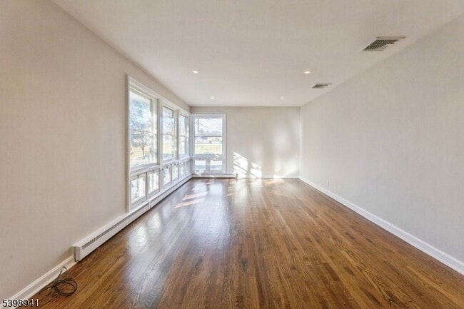 Photo - 57 Essex Ave