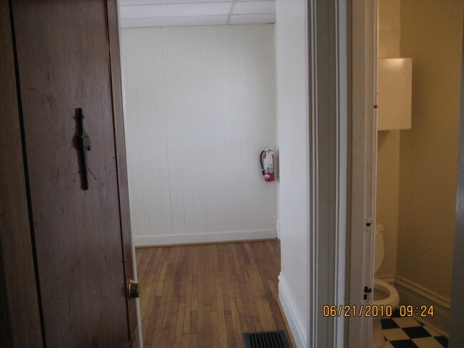 Photo - 21 W State St Unit 3
